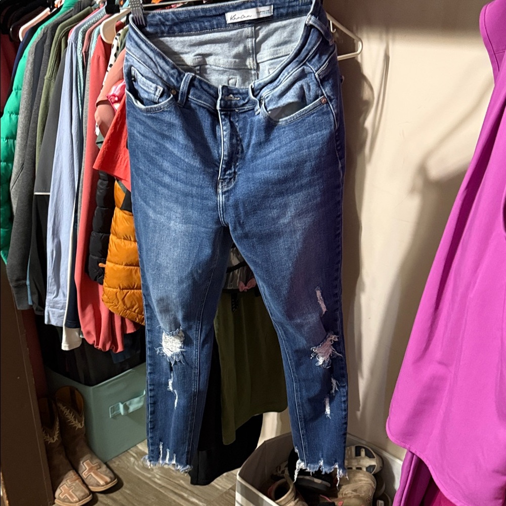 KanCan Distressed Blue Ankle Jeans